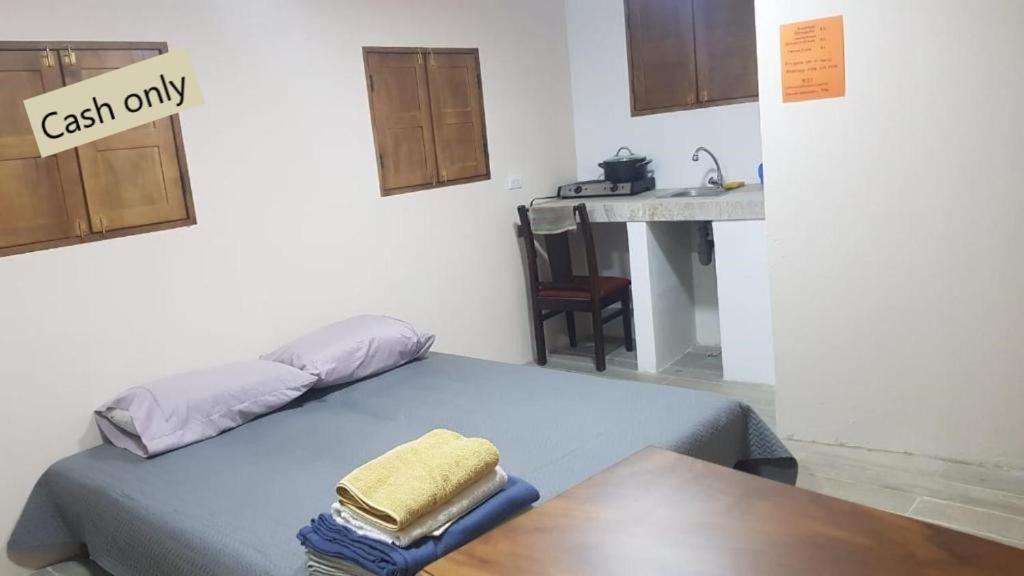 Hogar Tico-Estadounidense Cerca De Aeropuerto ألاخويلا المظهر الخارجي الصورة